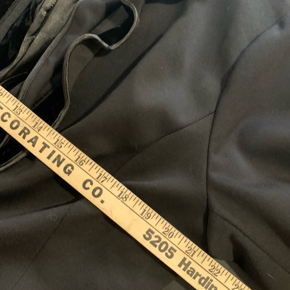 Chico’s 3 XL velvet trimmed black blazer one button polyester lining - Picture 3 of 4